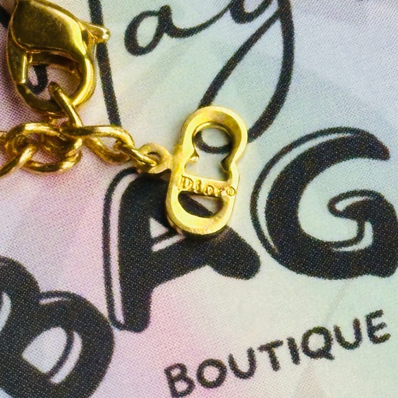 Dior: CD Logo Y2K Necklace (Gold) - Picture 4 of 10